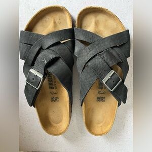 Birkenstock Lugano Old Black EUR 38 | US 7 Narrow Fit Leather Suede Upper Unisex